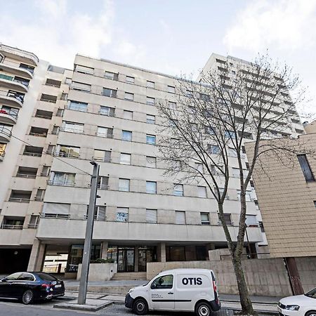 2Br Flat By Metro W/ Free Parking By Lovelystay Βίλα Νόβα ντε Γκάια Εξωτερικό φωτογραφία